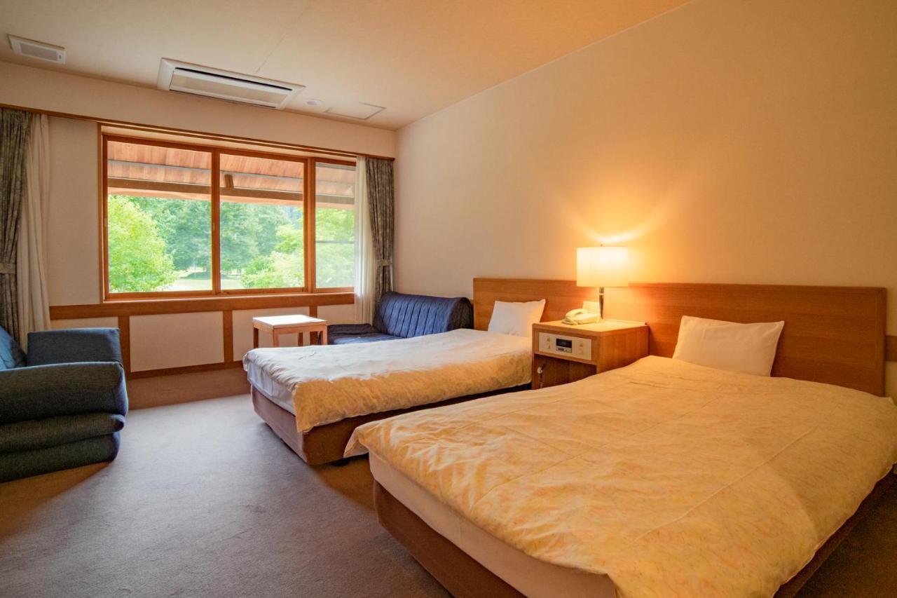 Yurari Hotell Tadami Eksteriør bilde